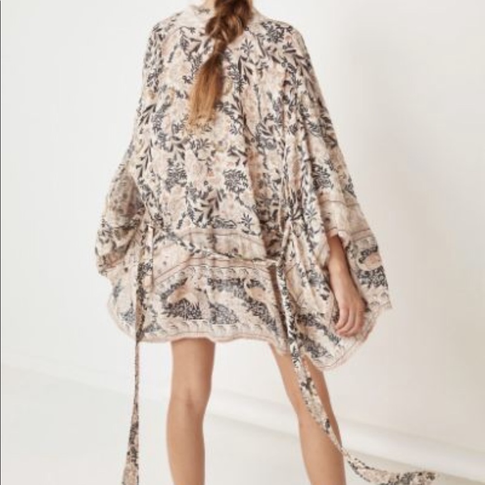 ***SOLD*****Spell Oasis Short Robe M/L - Picture 2 of 5